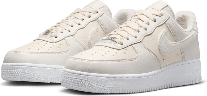 Air Force 1 '07 Next Nature Basketball Sneaker