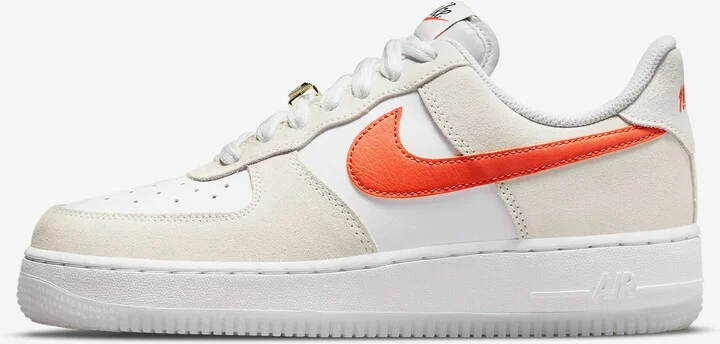 Air Force 1 '07 SE White/Orange-Summit White-Sail DA8302-101 Women's