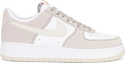 Air Force 1 '07 Sneakers