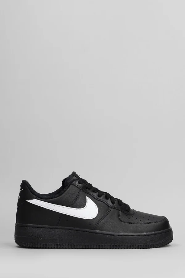 Air Force 1 07 Sneakers In Black Leather