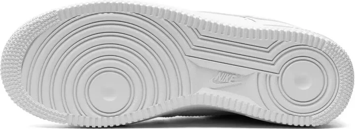Air Force 1 FlyEase low-top sneakers - Image 4