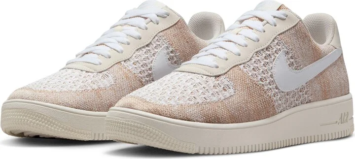 Air Force 1 Flyknit 2.0 Basketball Sneaker