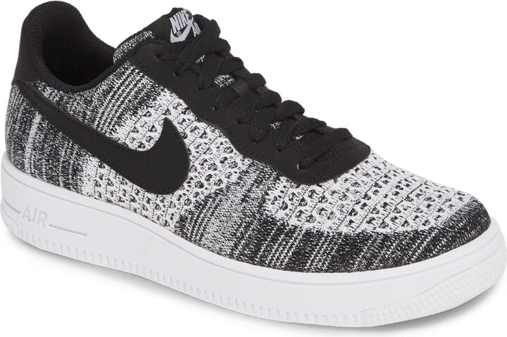 Air Force 1 Flyknit 2.0 Basketball Sneaker