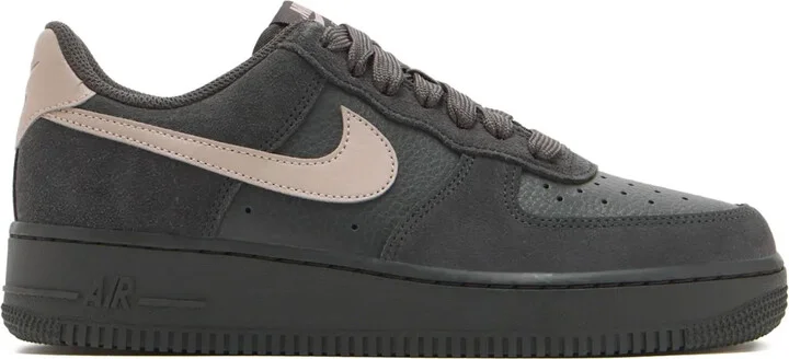 Air Force 1 low-top sneakers
