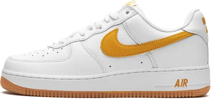 Air Force 1 Low waterproof "University Gold" sneakers - Image 5