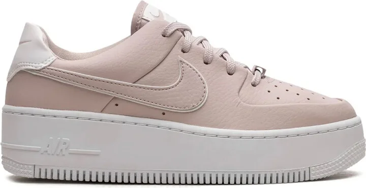 Air Force 1 Sage Low sneakers