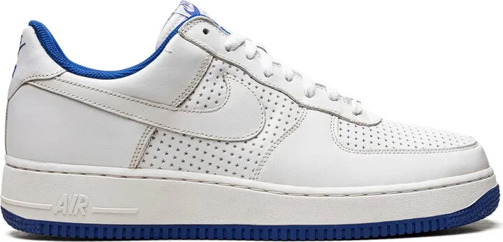 Air Force 1 sneakers