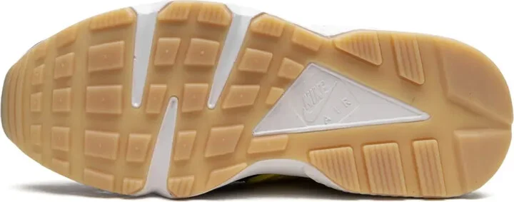 Air Huarache "Go The Extra Smile" sneakers - Image 4
