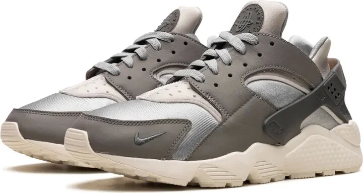 Air Huarache "Light Smoke Grey" sneakers - Image 5