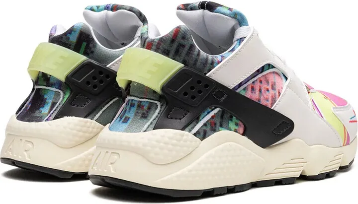 Air Huarache SE "Pixel" sneakers - Image 3