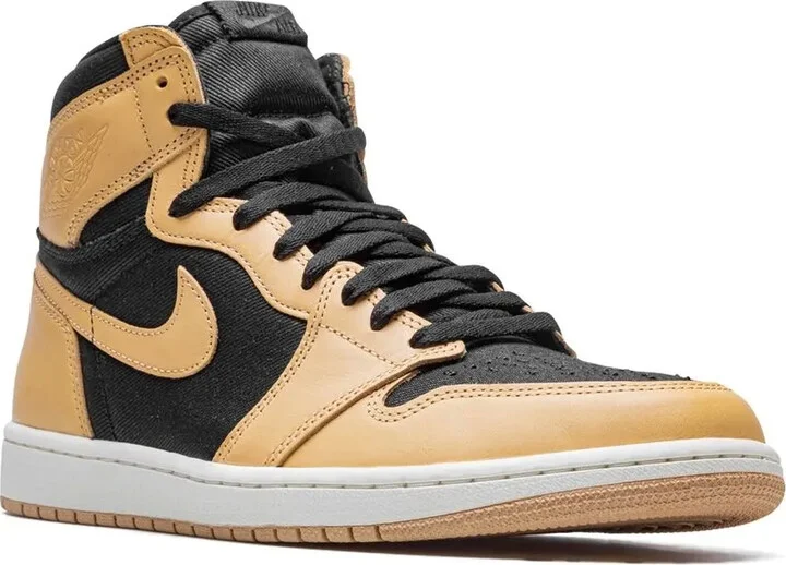 Air Jordan 1 "Heirloom" sneakers - Image 2