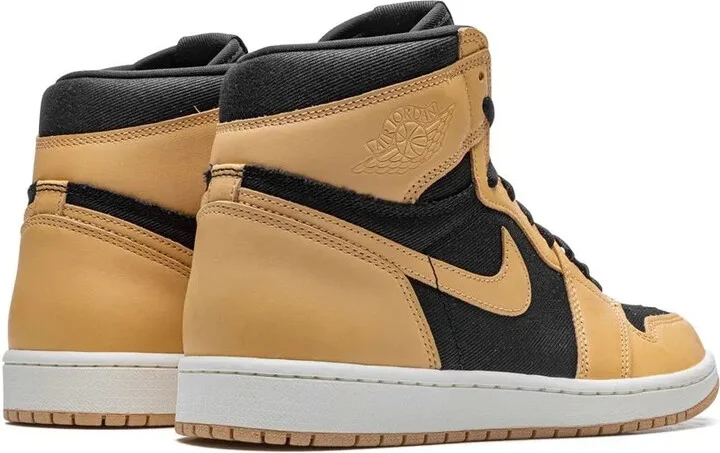 Air Jordan 1 "Heirloom" sneakers - Image 3
