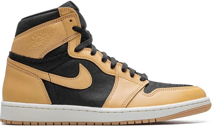 Air Jordan 1 "Heirloom" sneakers
