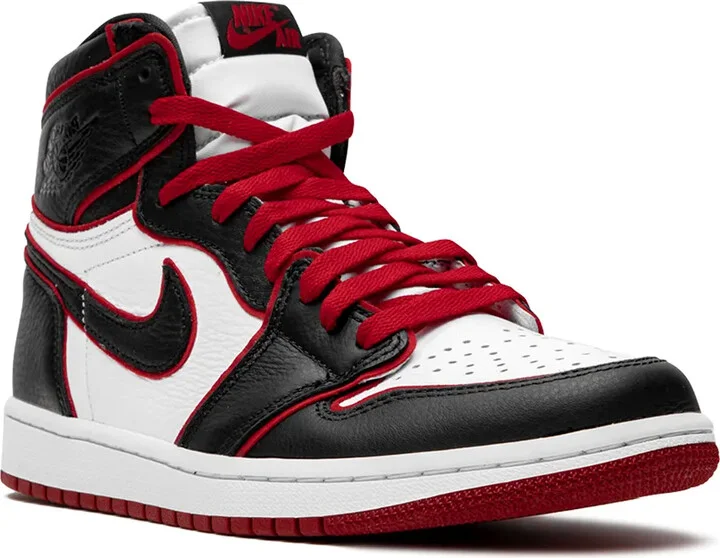 Air Jordan 1 High OG "Bloodline/Meant To Fly" sneakers - Image 2