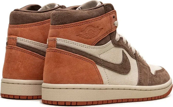 Air Jordan 1 High OG "Dusted Clay" sneakers - Image 4