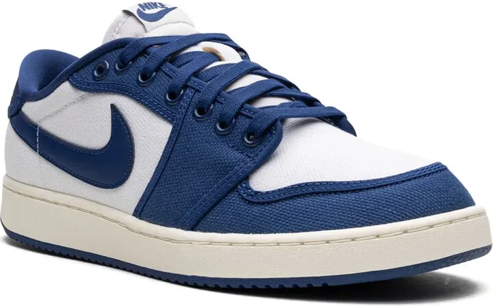 Air Jordan 1 KO Low "Kentucky" sneakers - Image 2