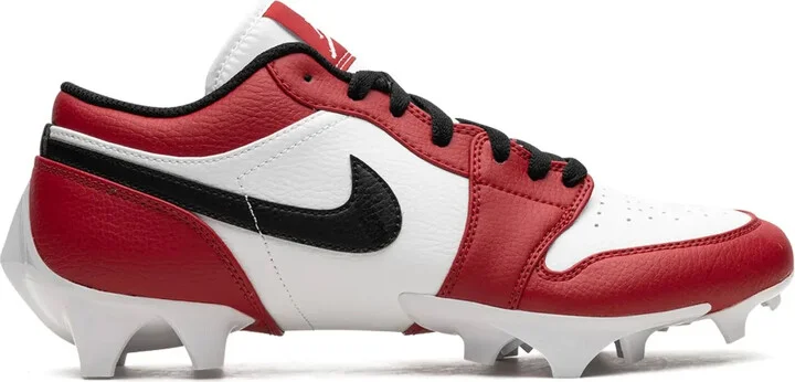 Air Jordan 1 Low "Chicago" football boots