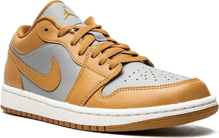 Air Jordan 1 Low "Chutney" sneakers - Image 2