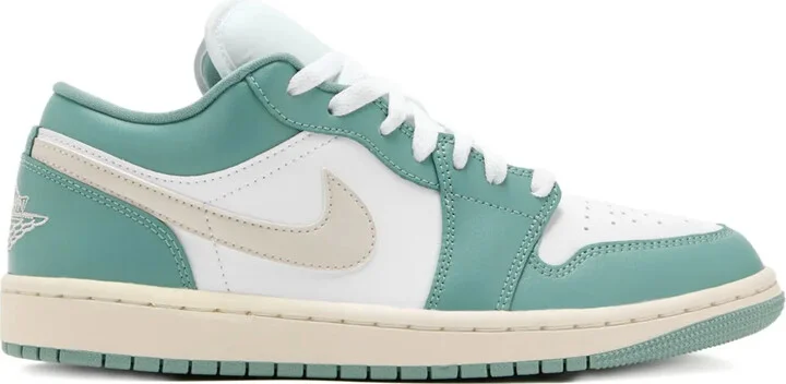 Air Jordan 1 Low leather sneakers