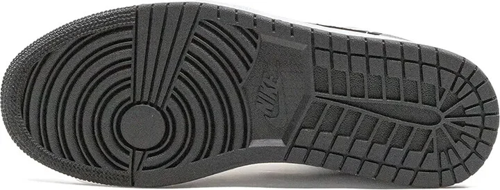 Air Jordan 1 Low "Light Smoke Grey" sneakers - Image 4