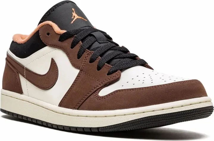 Air Jordan 1 Low "Mocha" sneakers - Image 2