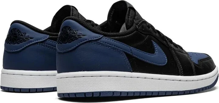 Air Jordan 1 Low "Mystic Navy" sneakers - Image 3