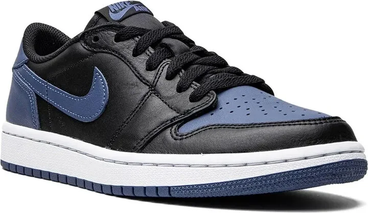Air Jordan 1 Low OG "Mystic Navy" sneakers - Image 2
