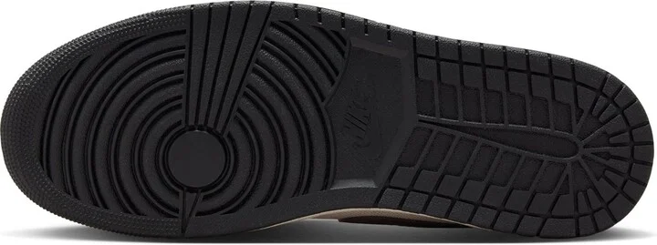 Air Jordan 1 Low Premium Basketball Sneaker - Image 4
