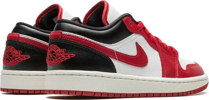 Air Jordan 1 Low "Reverse Black Toe" sneakers - Image 3
