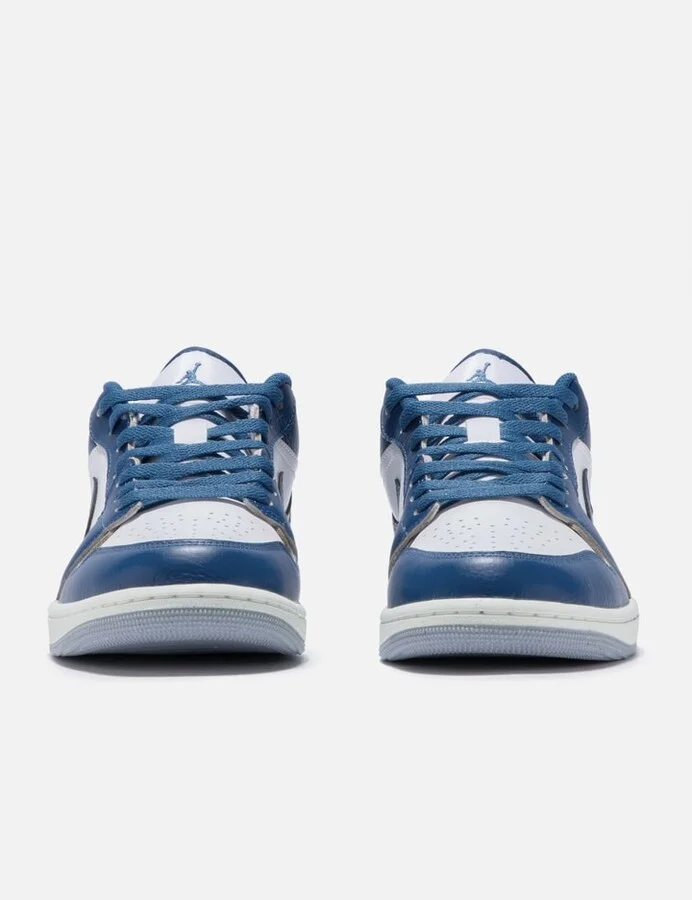 Air Jordan 1 Low SE - Image 2
