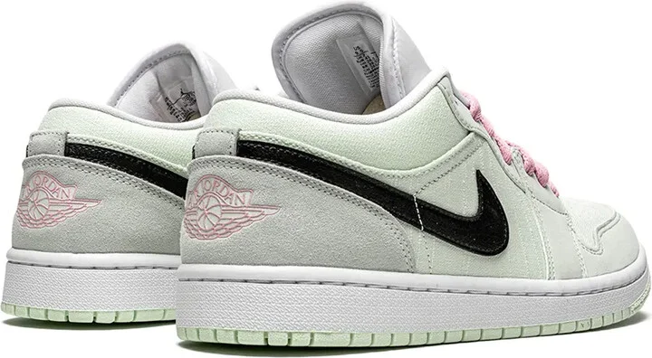 Air Jordan 1 Low SE "Barely Green" sneakers - Image 3
