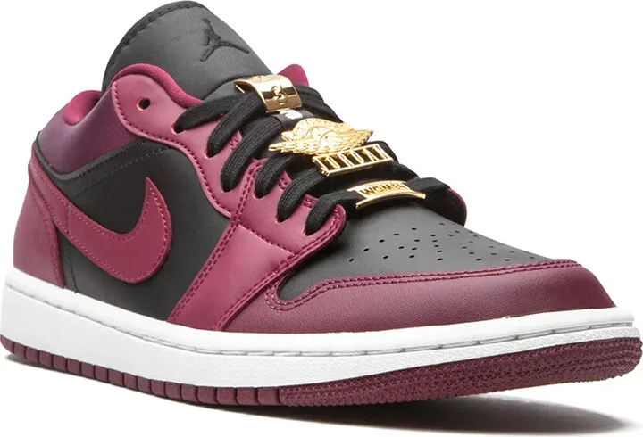 Air Jordan 1 Low SE "Beetroot" sneakers - Image 2