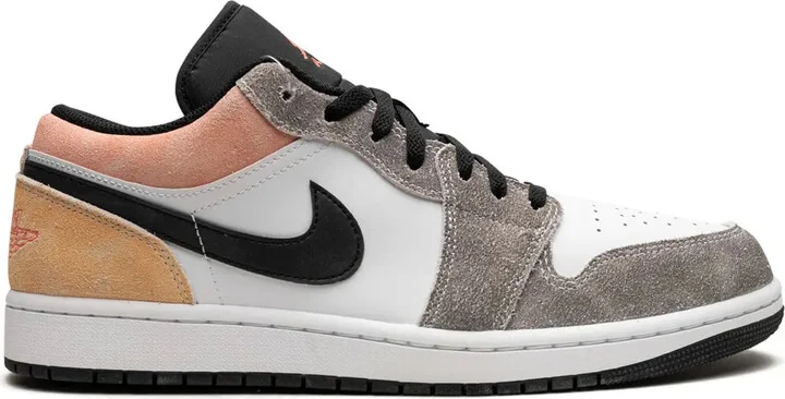 Air Jordan 1 Low SE "Flight Club" sneakers