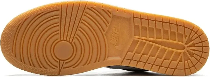 Air Jordan 1 Low SE "Holiday Special - Image 4
