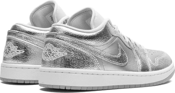 Air Jordan 1 Low SE "Metallic Silver" sneakers - Image 3