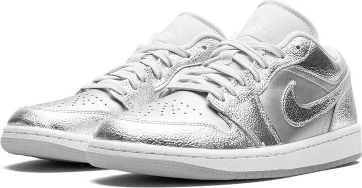 Air Jordan 1 Low SE "Metallic Silver" sneakers - Image 4