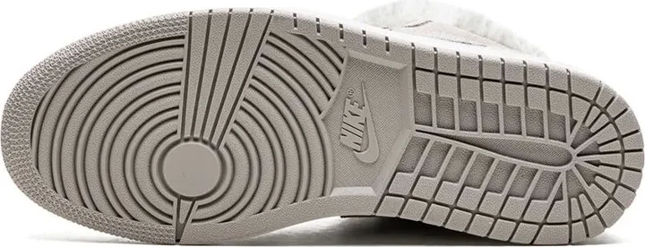 Air Jordan 1 Low SE "Sherpa Fleece" sneakers - Image 4