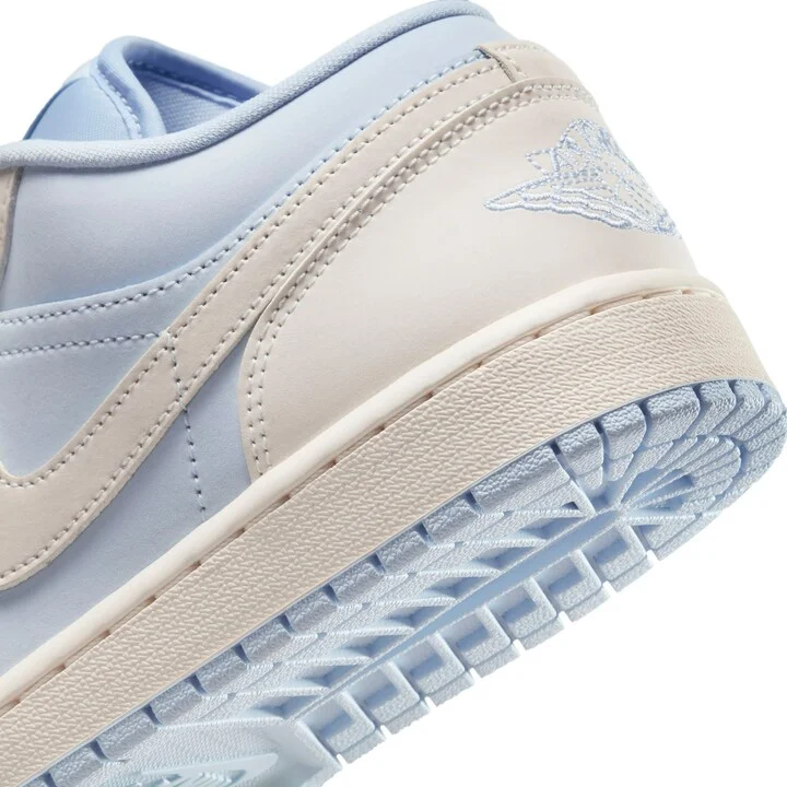 Air Jordan 1 Low SE Sneaker - Image 7