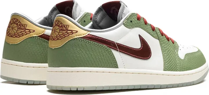 Air Jordan 1 Low SE "Year of the Dragon" sneakers - Image 3