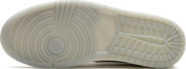 Air Jordan 1 Low SE "Year of the Dragon" sneakers - Image 4