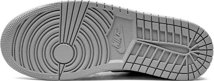 Air Jordan 1 Low "Shadow Toe" sneakers - Image 4