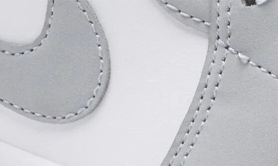 Air Jordan 1 Low Sneaker - Image 7