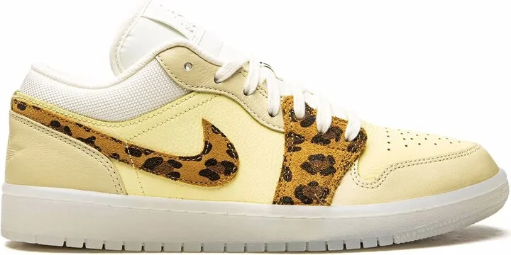 Air Jordan 1 Low "SNKRS Day" sneakers