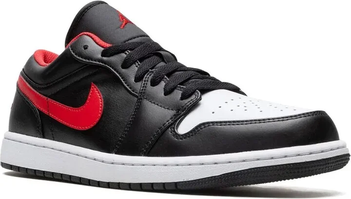 Air Jordan 1 Low "White Toe" sneakers - Image 2