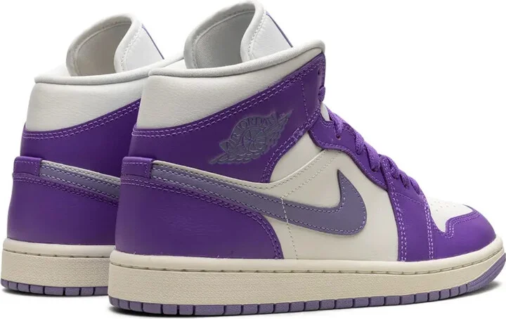 Air Jordan 1 Mid "Action Grape" sneakers - Image 4