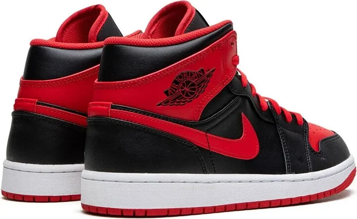 Air Jordan 1 Mid "Alternate Bred" sneakers - Image 3