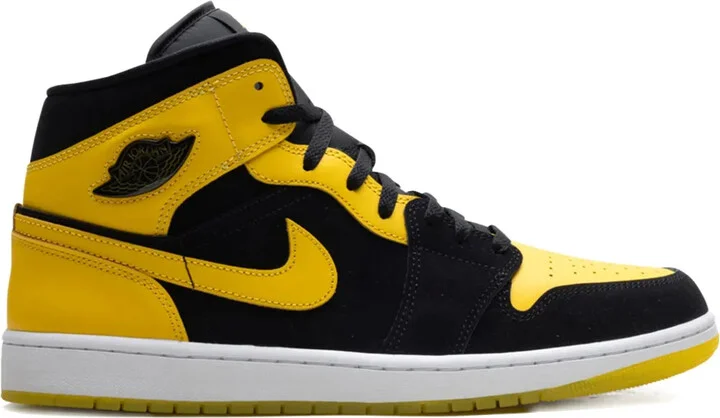 Air Jordan 1 Mid "Black/White/Varsity Maize" sneakers