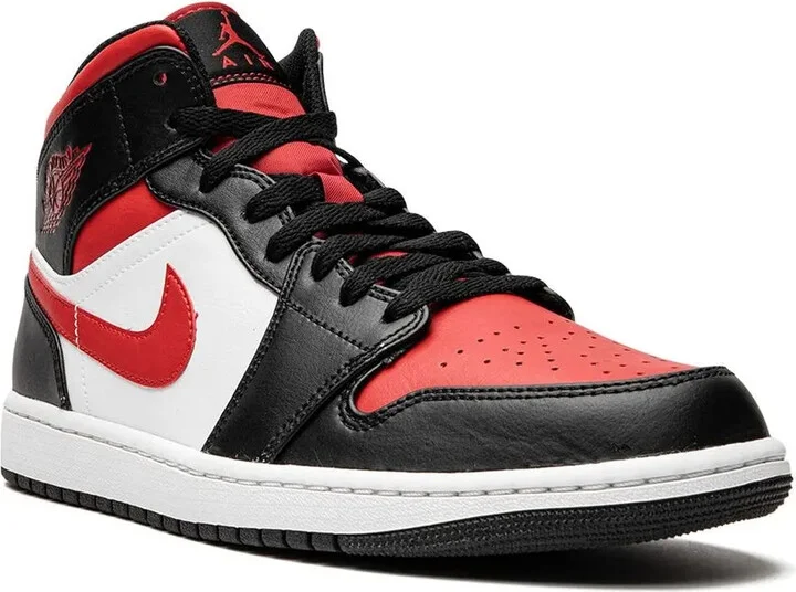 Air Jordan 1 Mid "Bred Toe" sneakers - Image 2