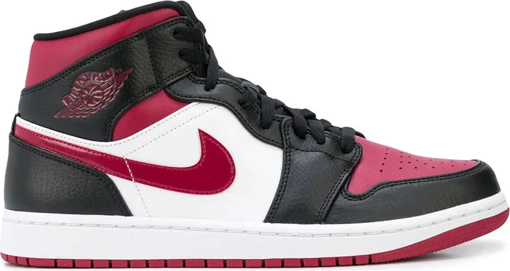 Air Jordan 1 Mid "Bred Toe" sneakers