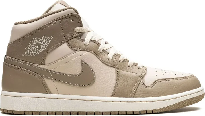 Air Jordan 1 Mid "Legend